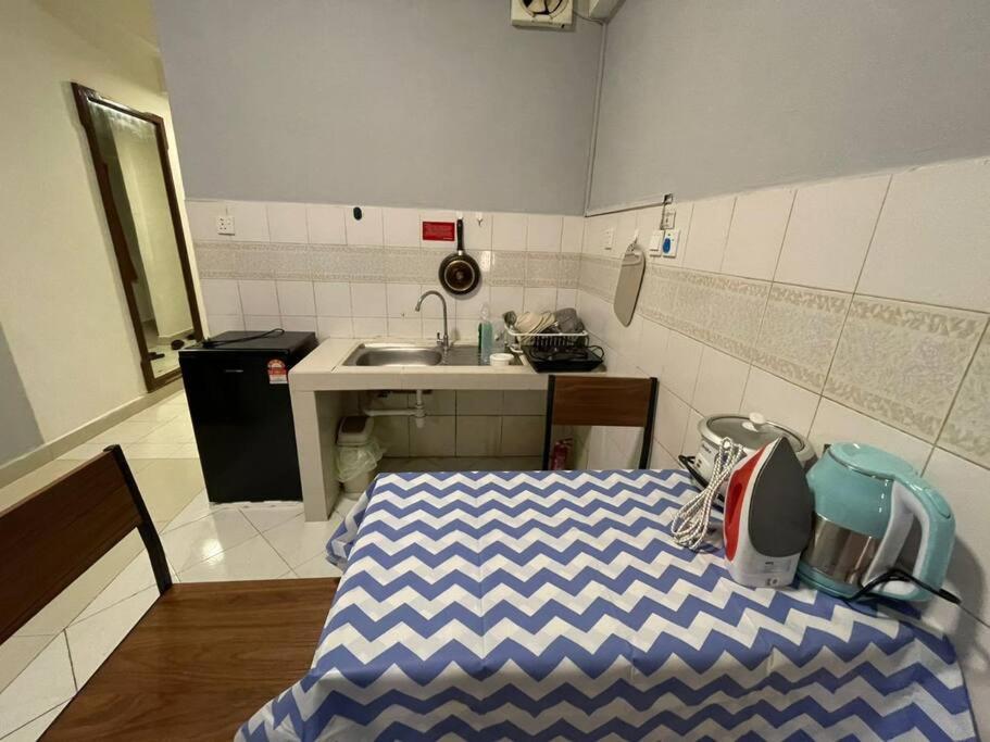 Kk A2z Api Api * Kota Kinabalu